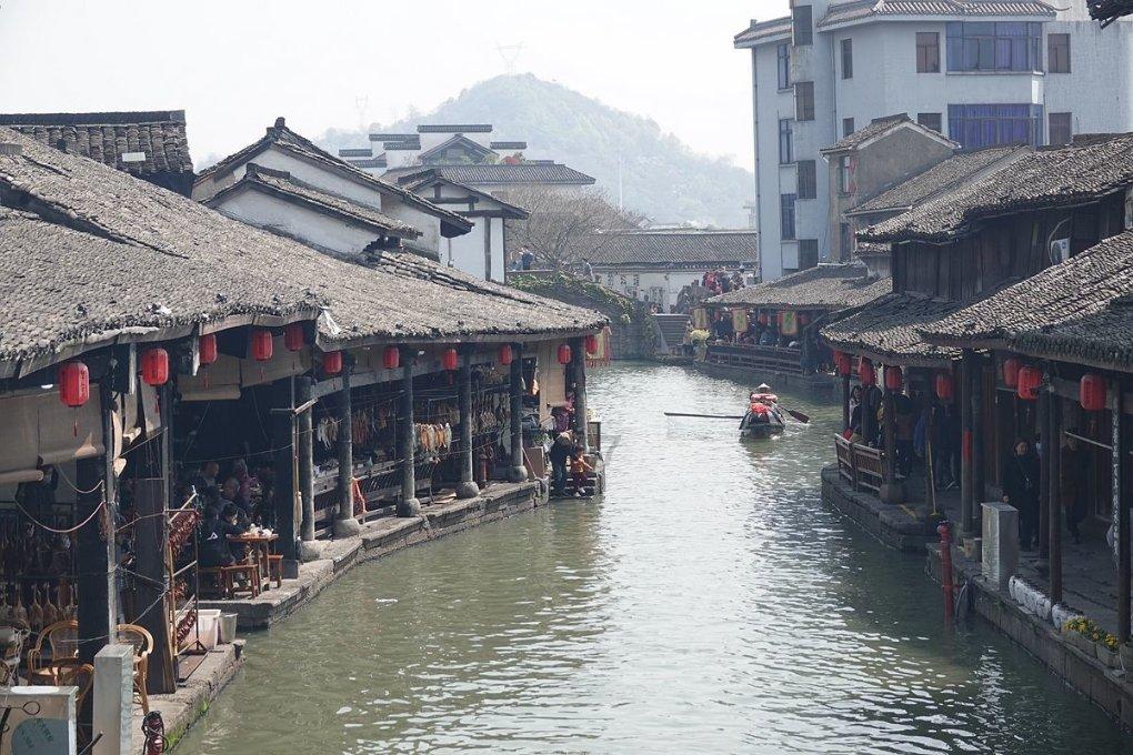 奔驰桥差速器拨叉分正反吗